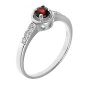 Кольцо с гранатом